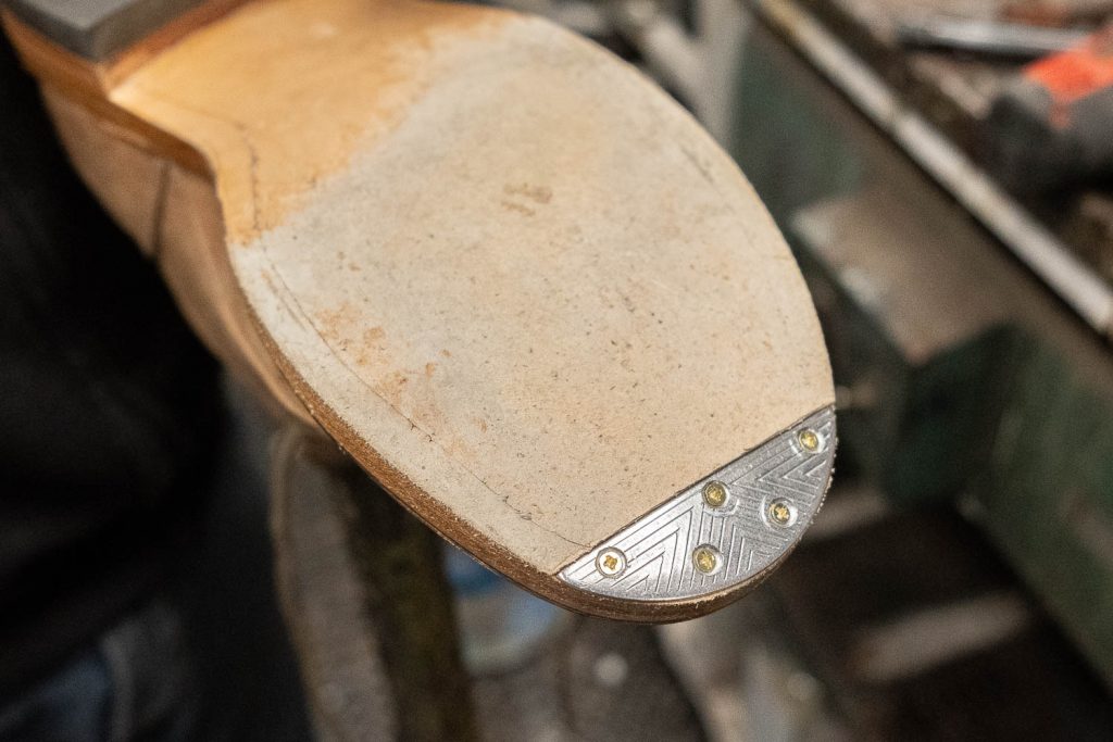 bedo's leatherwork with all five screws drilled into the lulu toe taps on the viberg 145 oxford