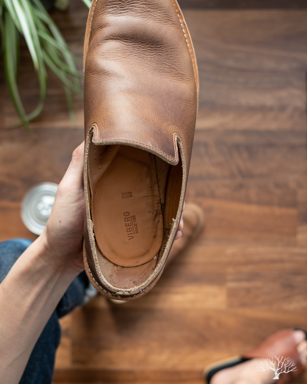 Viberg Camel Oiled Calf Slippers Insoles Slipping and Sliding
