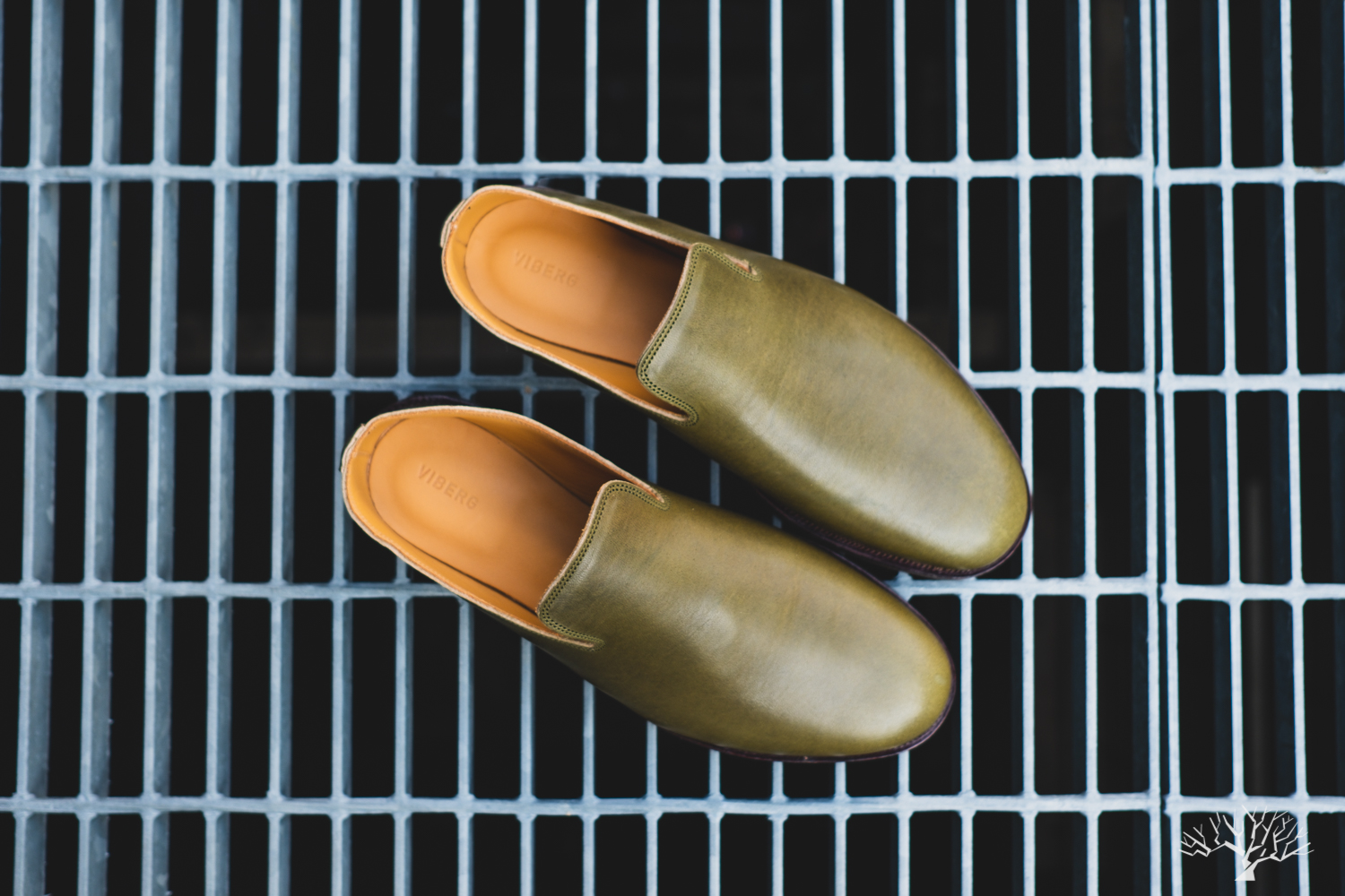 Shinki Olive Latigo Horsehide Viberg Slipper