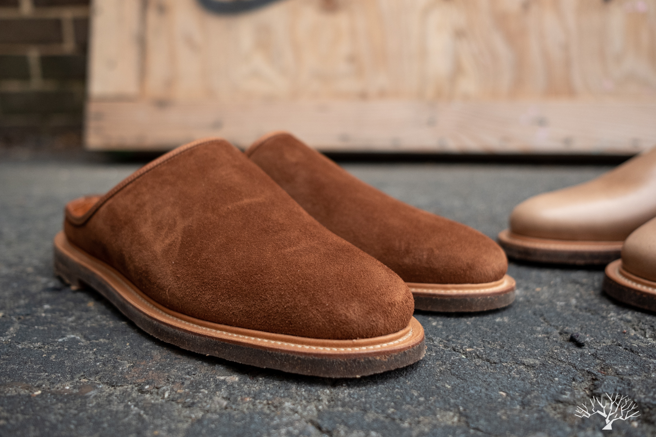 Viberg for Withered Fig Mule Chestnut Calf Suede