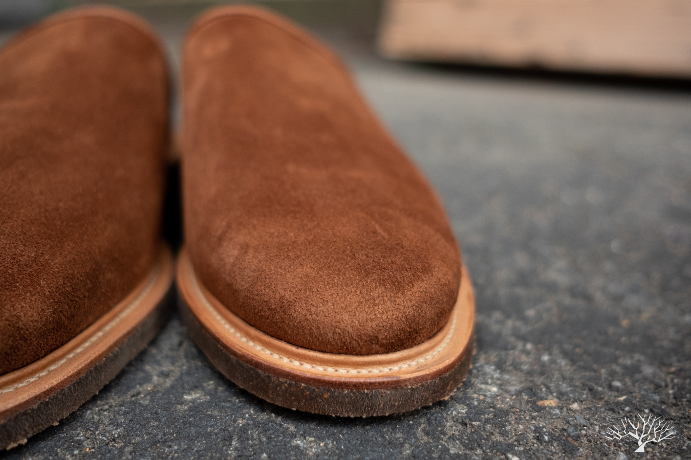 Viberg for Withered Fig Mule Chestnut Calf Suede