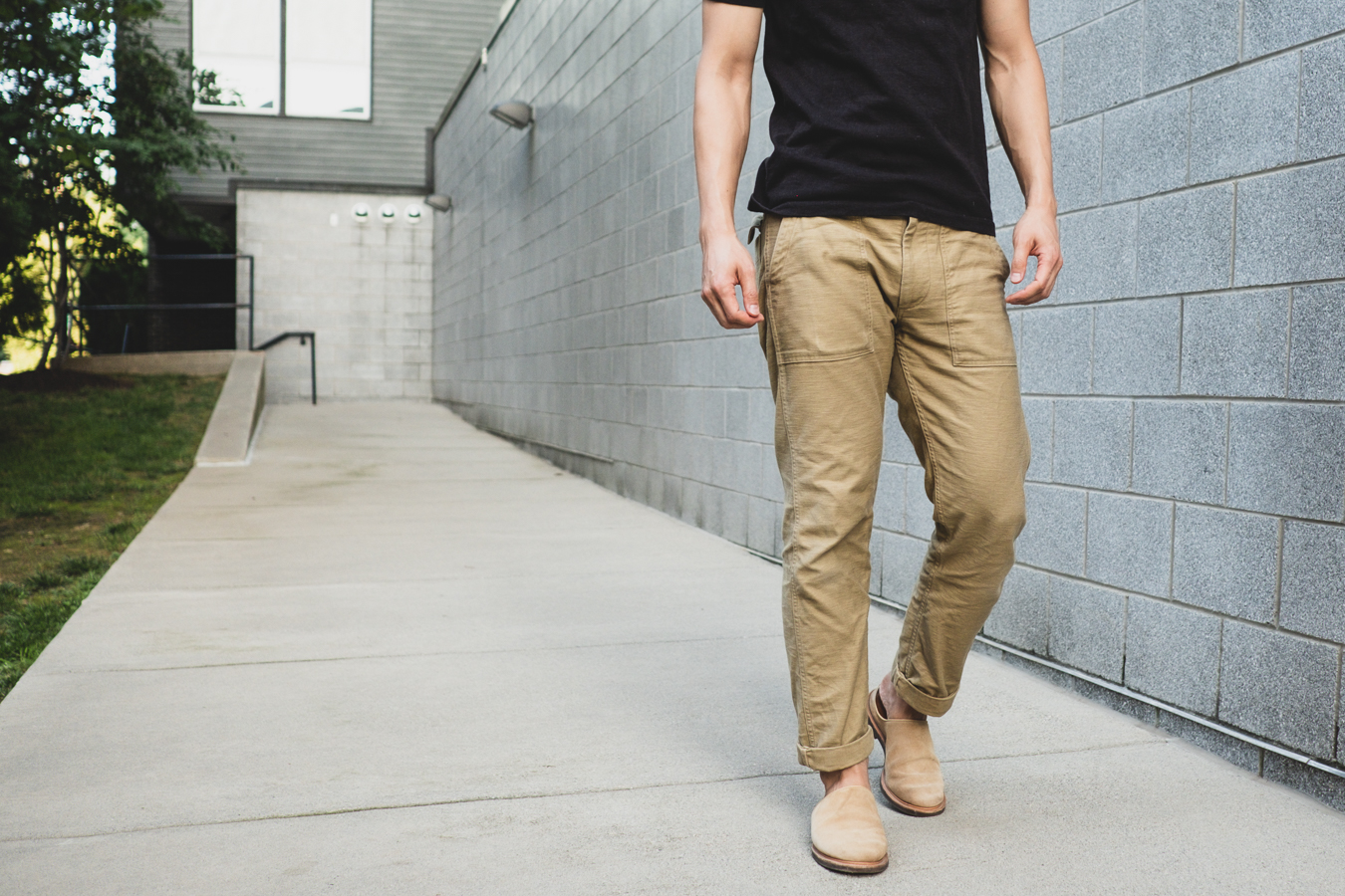 Model photo with orSlow Fatigue Pants in Khaki with the Safari Janus Calf Suede Mule