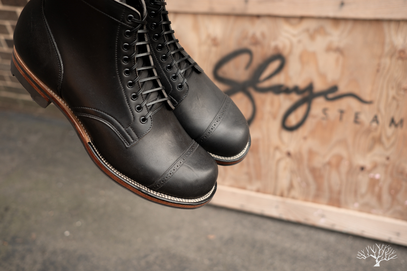 Viberg for Withered Fig Black Waxed Horsebutt Service Boot